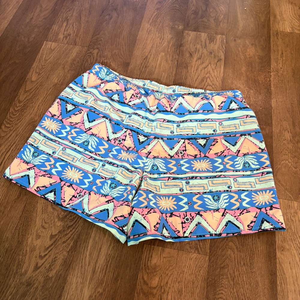 NWT Modern Patagonia Aztec Multicolor High Hopes Geo Salamander Baggies 5" - Picture 5 of 7